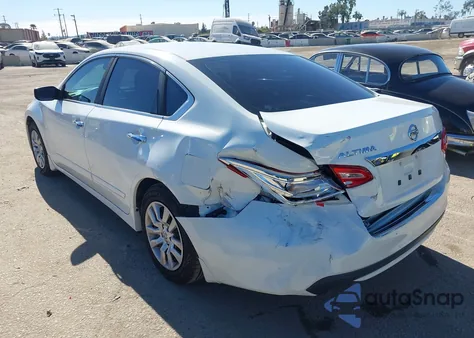 2016 Nissan Altima 2.5 S z USA, uszkodzony, nr VIN 1N4AL3AP7GC208402